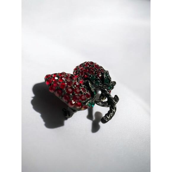 Vintage Weiss Signed Double Strawberry Brooch Pin Back Jewelry Crystals - Picture 3 of 4
